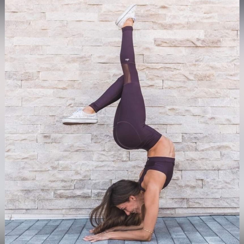 Alo Yoga High Waist Airlift Embody Legging